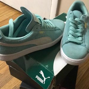 Teal Puma’s